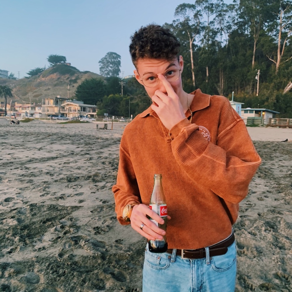 Meet your Posher, Simon